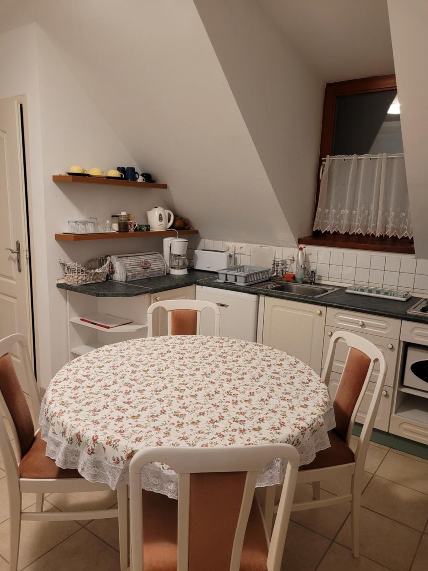 Tótvár lovas szálláshely Kovagotottos Exterior foto